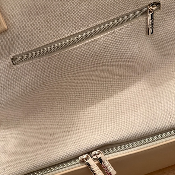 NWT BEIS Weekender Bag in Beige - Picture 12 of 12